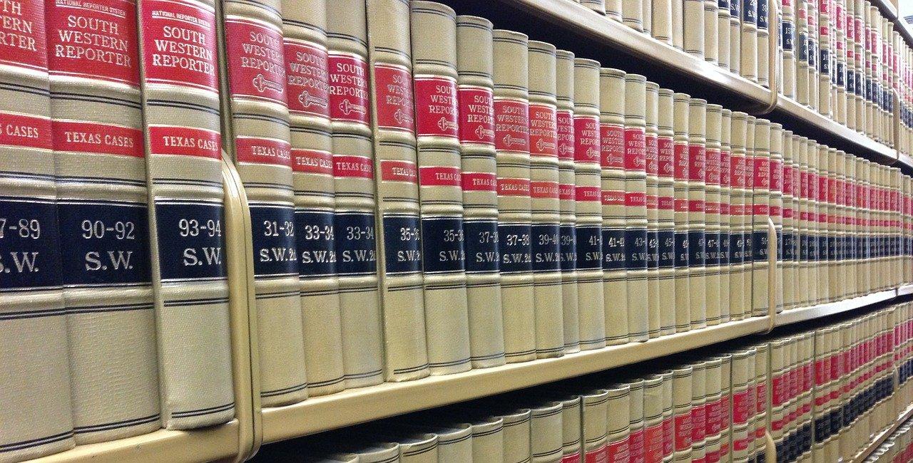 law books 291676 1280